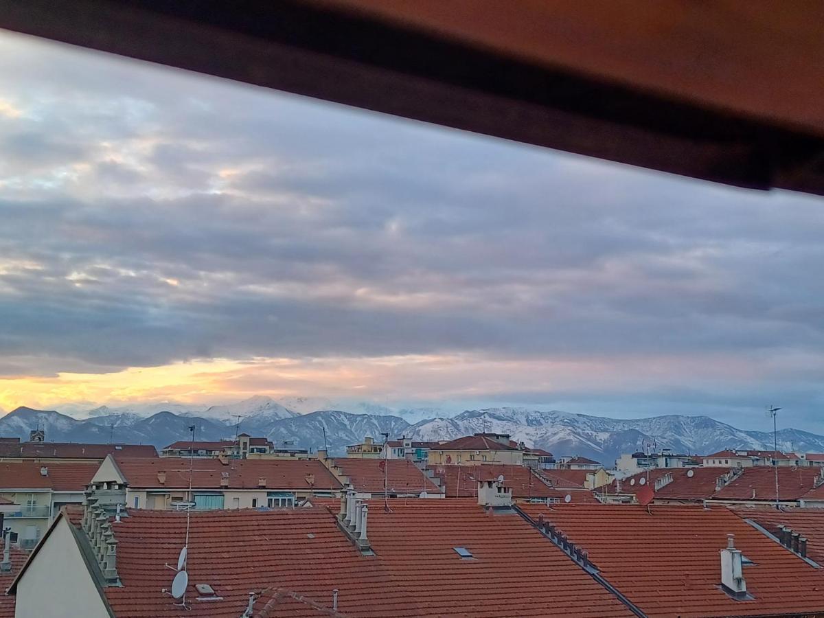 Apartamento Il Rifugio Sui Tetti Turín Exterior foto